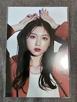 Amazon.co.jp: 櫻坂46 新せ界 ポストカード 谷口愛季 新世界